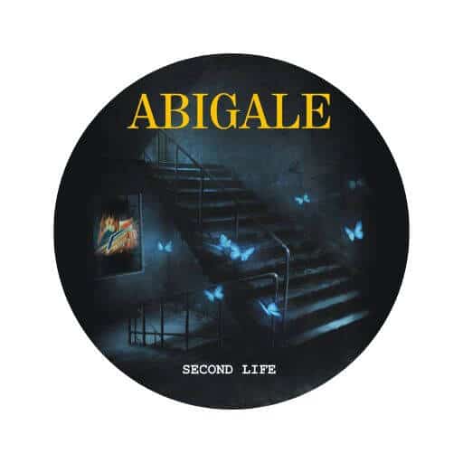 Albumcover „Abigale - Second Life“ mit Treppe und blauen Schmetterlingen.
