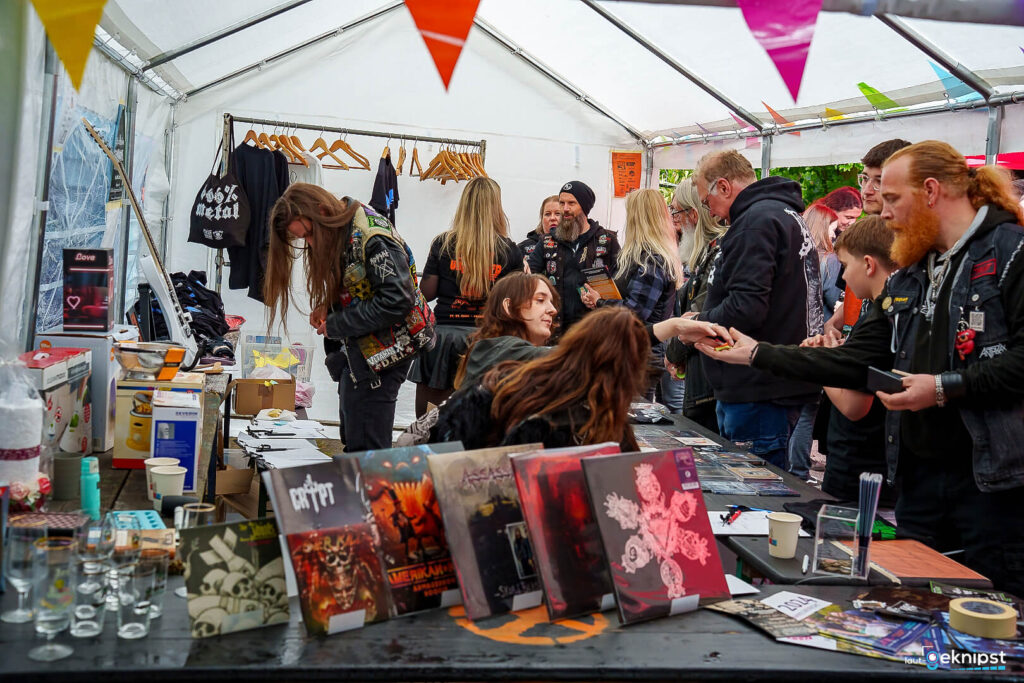 Tombola beim Charity Unleashed Festival 2025
