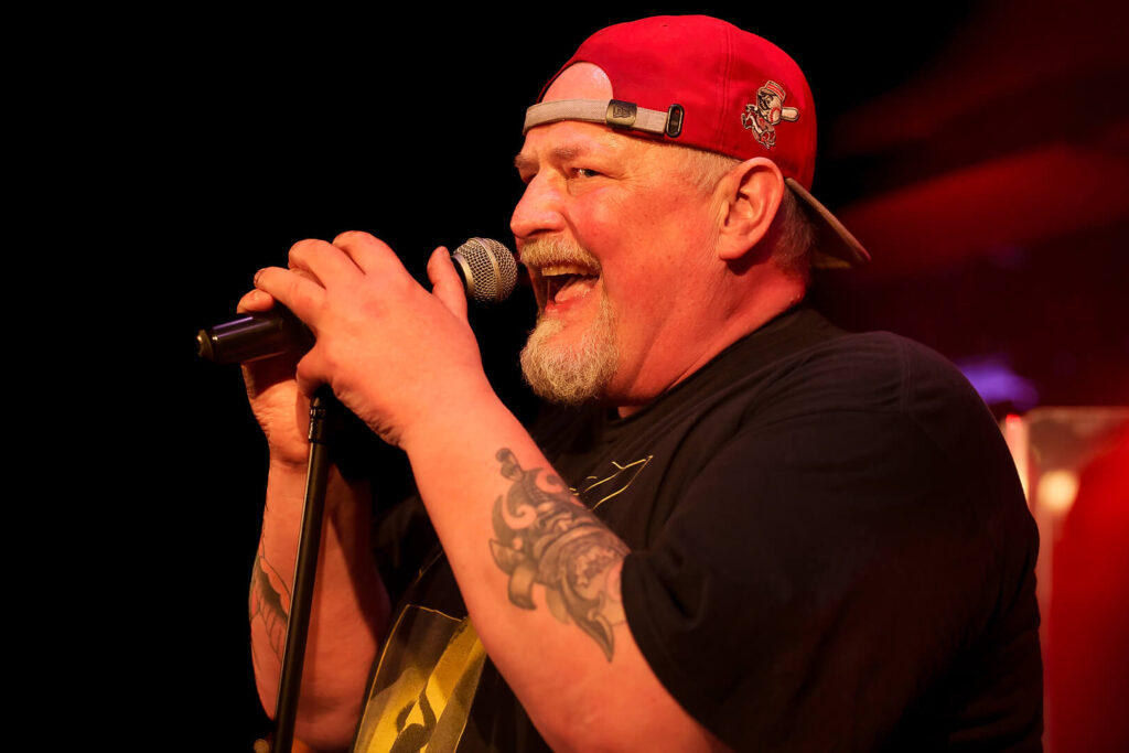 gum bucket release party9945