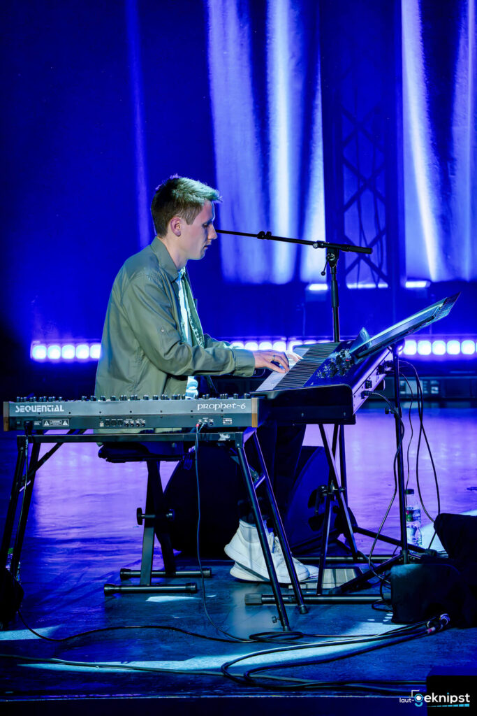 alma naidu jakob manz 2026 86