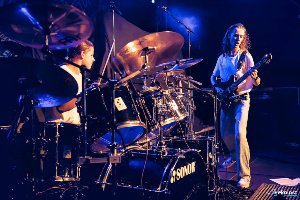 ozzy s & the eruptions 36